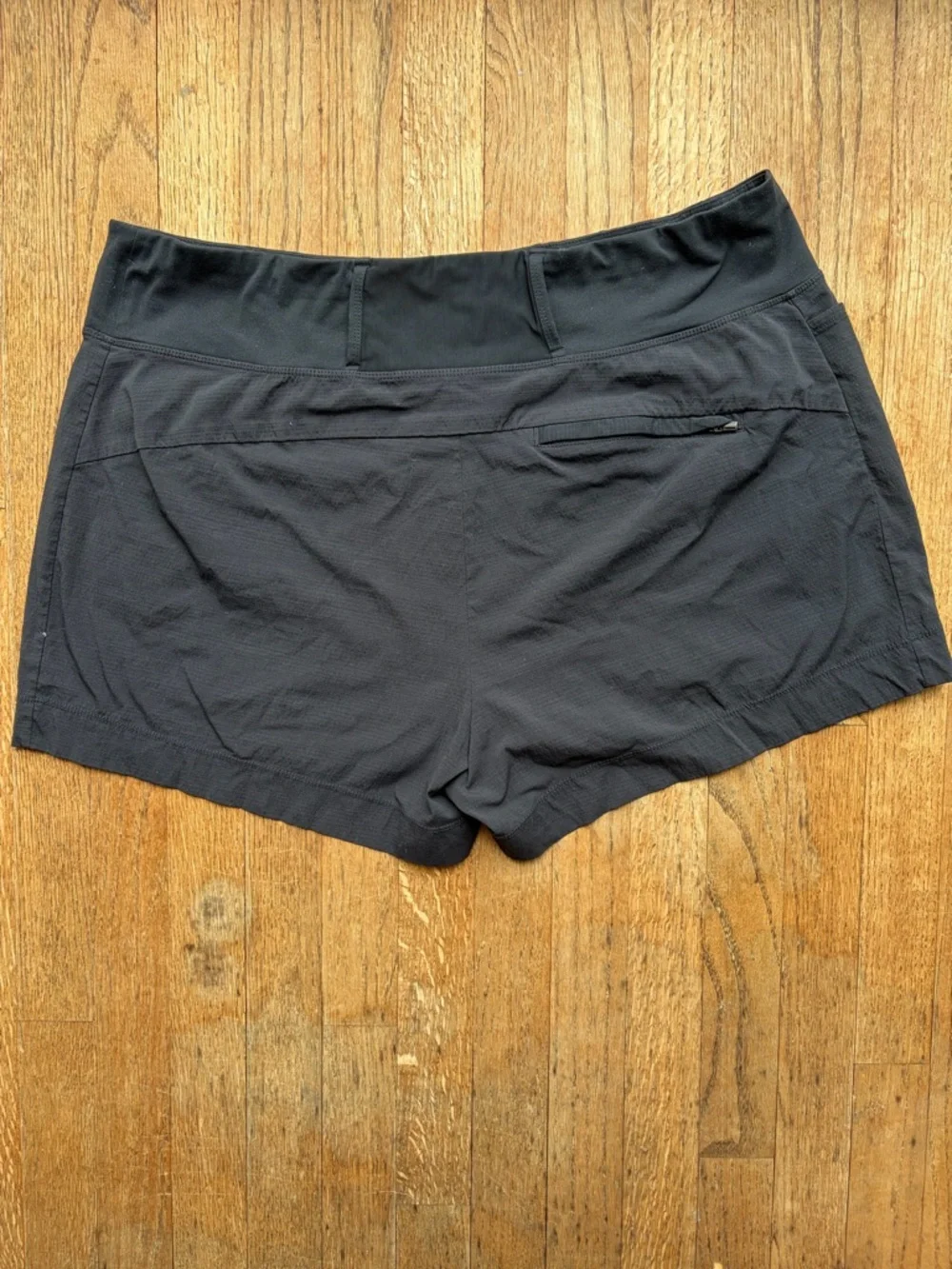 Athleta Black Trekkie North Shorts with Side Pockets - Picture 3 of 5